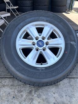 Vendo 4 rines con llantas semi nuevas 265/70R17 marca BRIDGESTONE