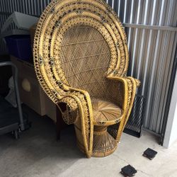 Peacock chair 