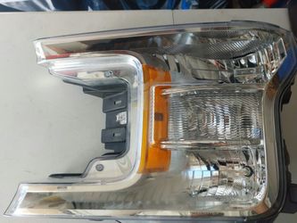 2019 f -150 Passenger side headlight.