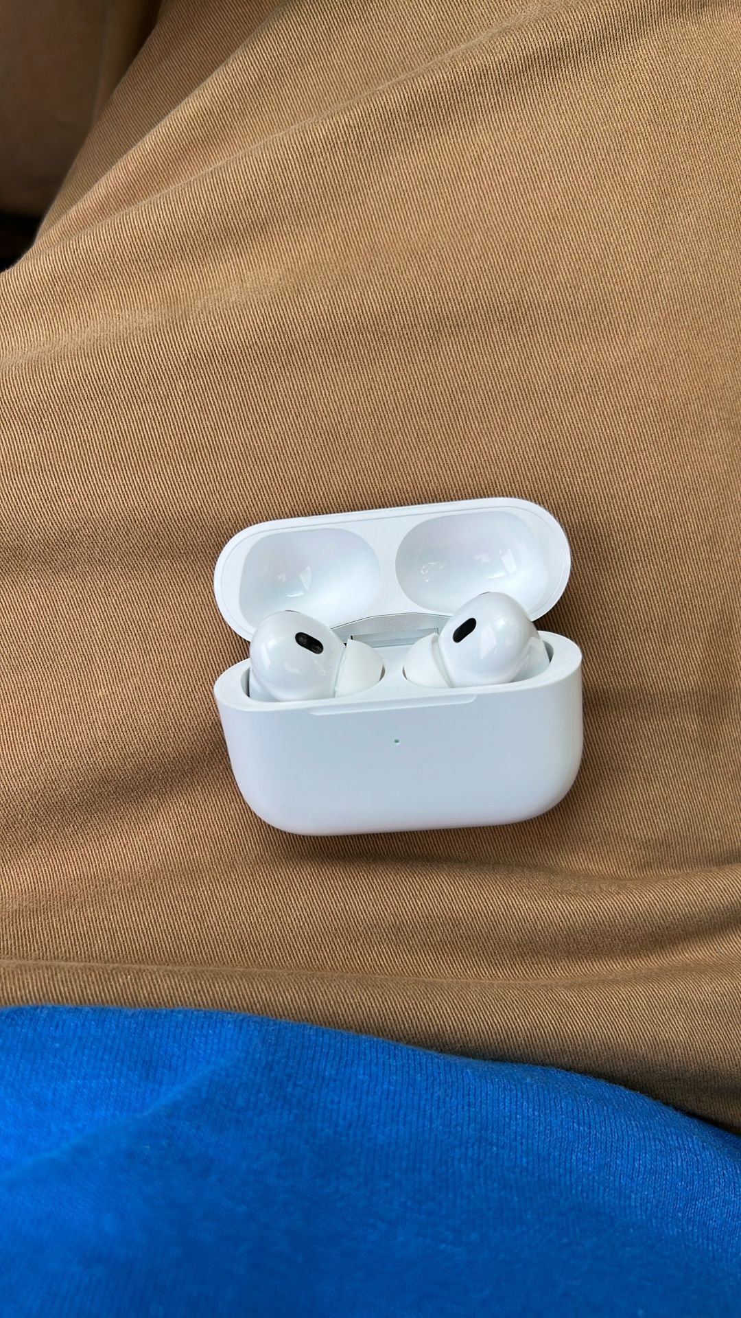 AirPod Gen 2
