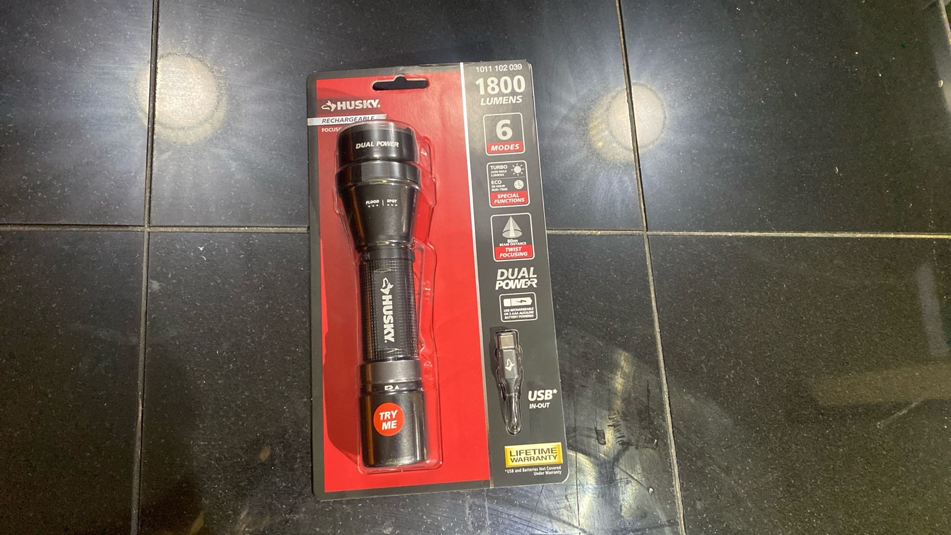 1800 Lumens Husky Rechargeable Flashlight