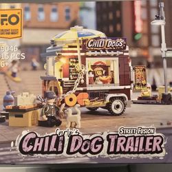 FUNWHOLE Chili Dog Trailer Lighting Building Bricks Set - Street Fusion City Town Hot Food Truck with LED Light Display Kit 515 Pcs for Adults & Teens