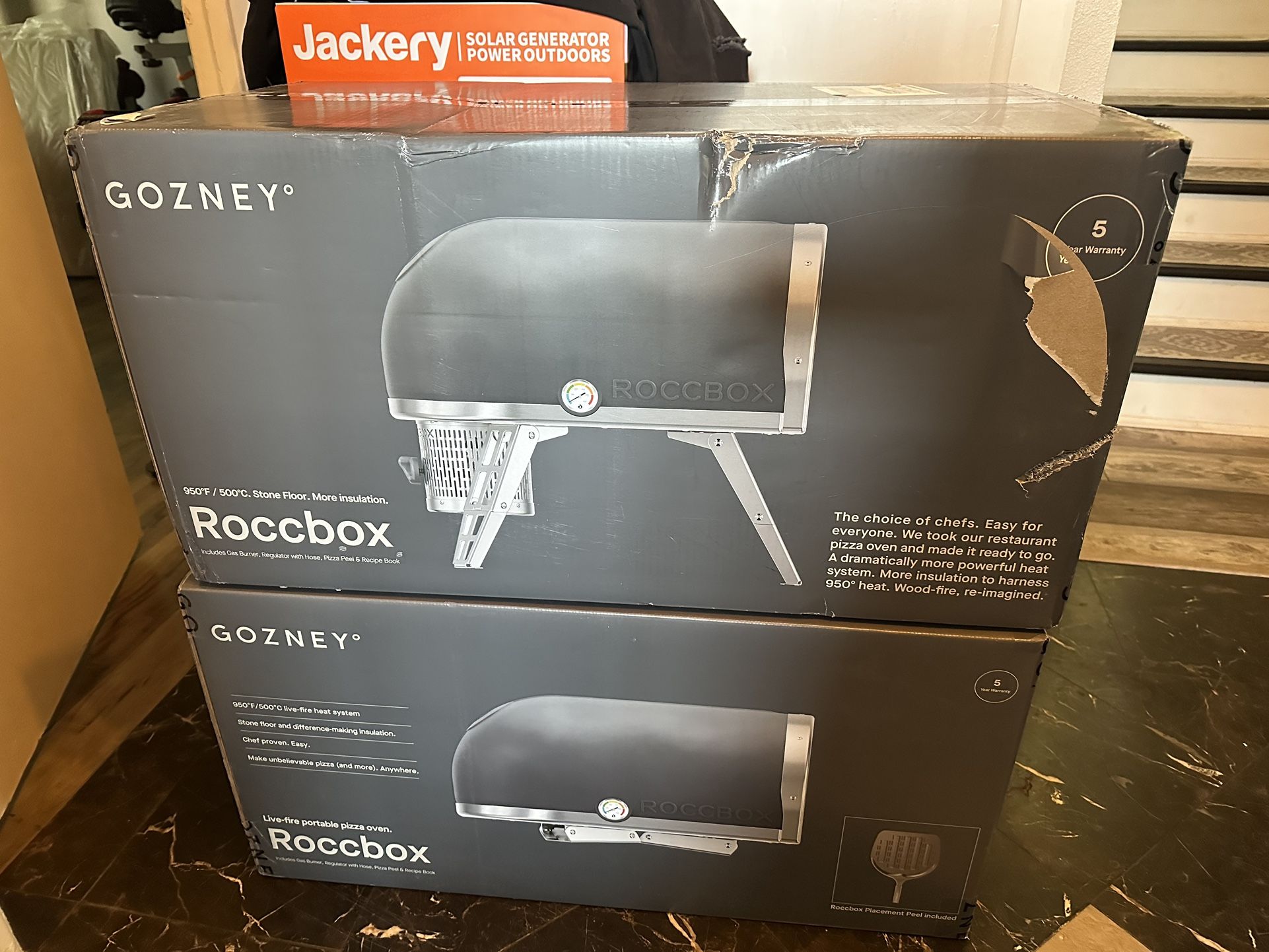 Gozney Roccbox Propane Outdoor Pizza Oven 14 in. Gray