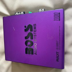 Boss Riot 1100W Amplifier and Pioneer Subwoofer in Infinity Box