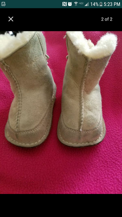 Uggs Size small