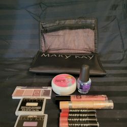 Mary Kay Makeup Bag & Makeup