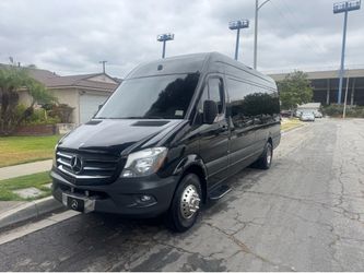 2014 Mercedes Benz Sprinter 3500 clean title Diesel 70k miles