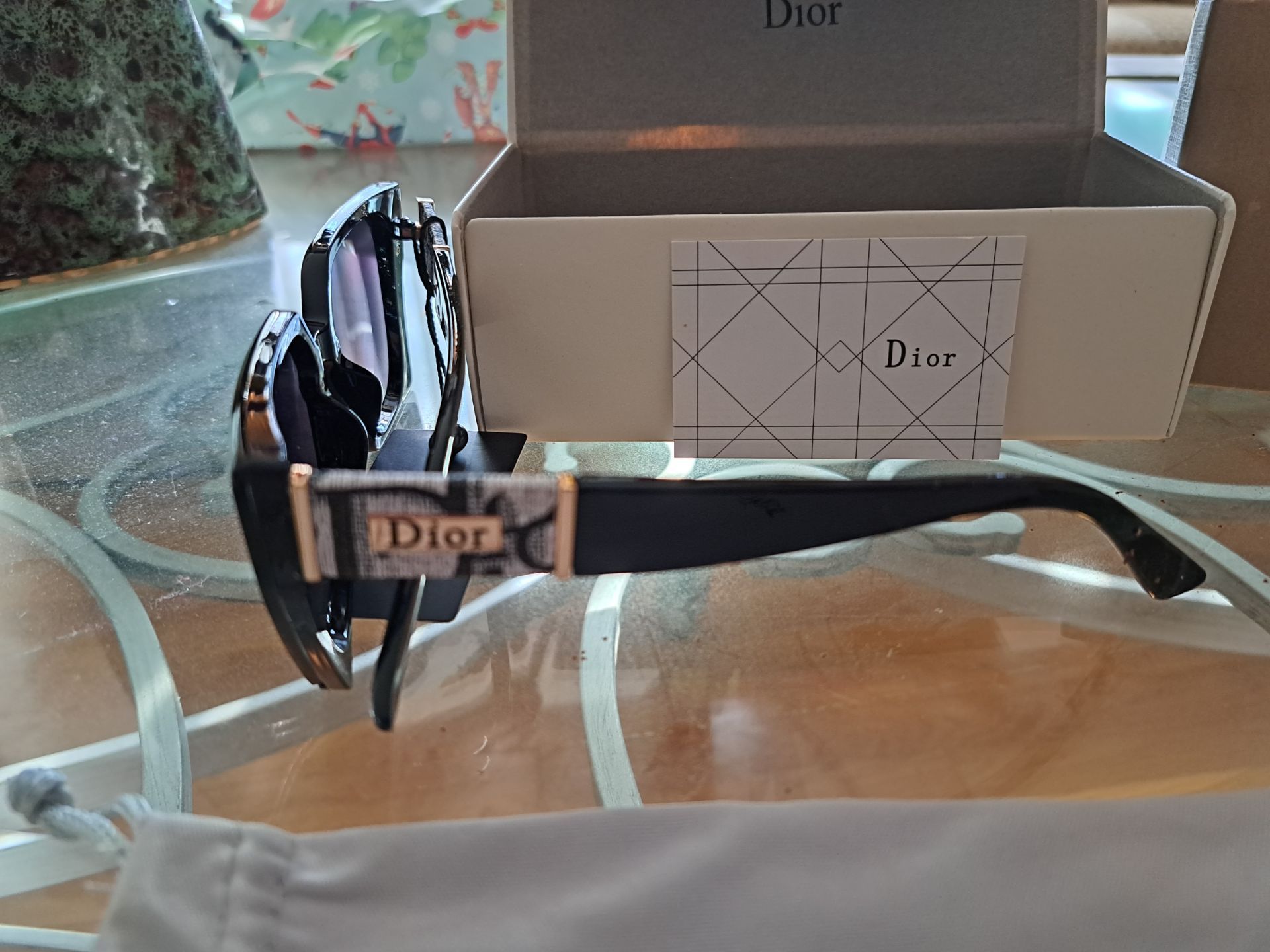 Sunglasses ๐