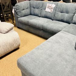 Stunning Stylish Cozy sectional!