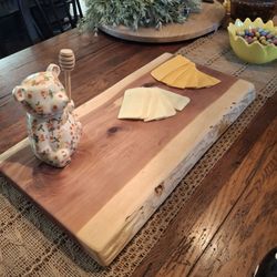 SERVING TRAY/CHEESE BOARD/CENTER PIECE 