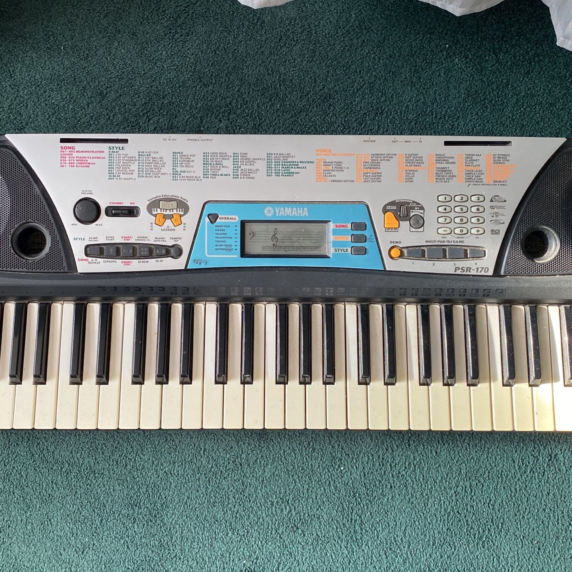 Yamaha Portatone Keyboard