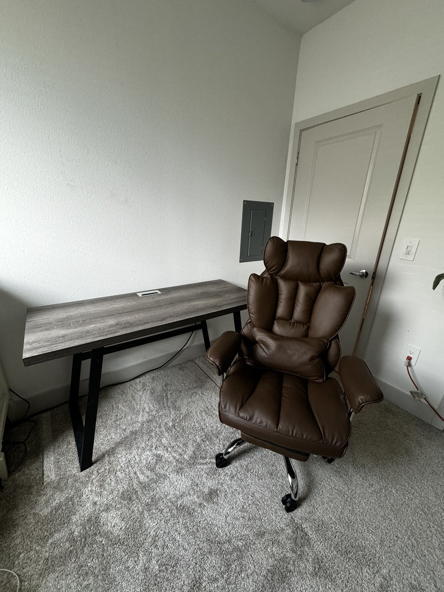 Desk and Office Chair