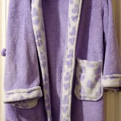 Girl Thing Sz M purple and white long sleeved robe with purple hearts