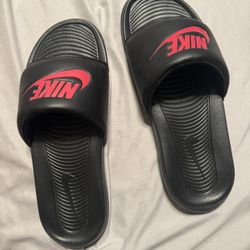 Men’s Sz 11 Black & Red Nike Slides