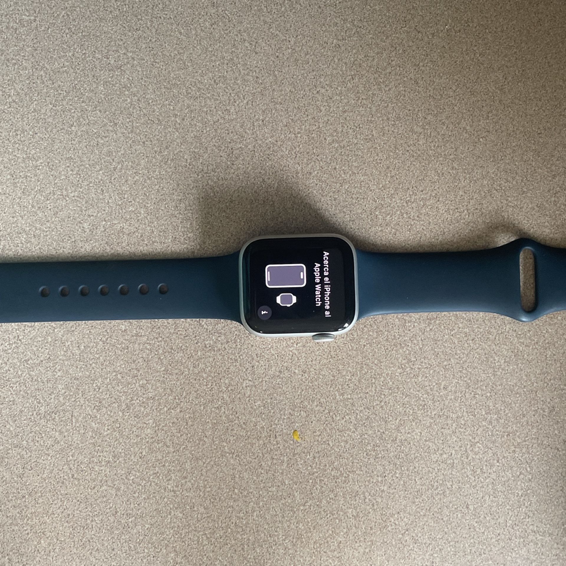 40MM Apple Watch SE