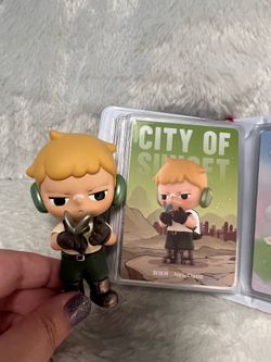 Kubo “New Oasis” Popmart Figurine City of Sunset Series