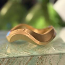 Wavy Bangle 