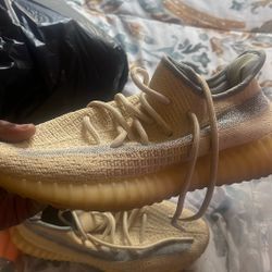 Yezzy Shoes 