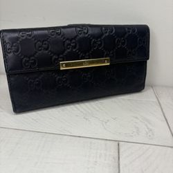 Authentic Gucci Black GG Monogram Leather Clutch Bag