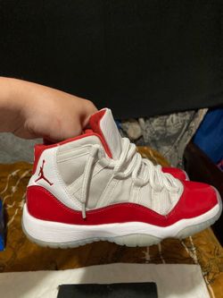 Jordan’s 11 Retro Cherry Size 5.5y