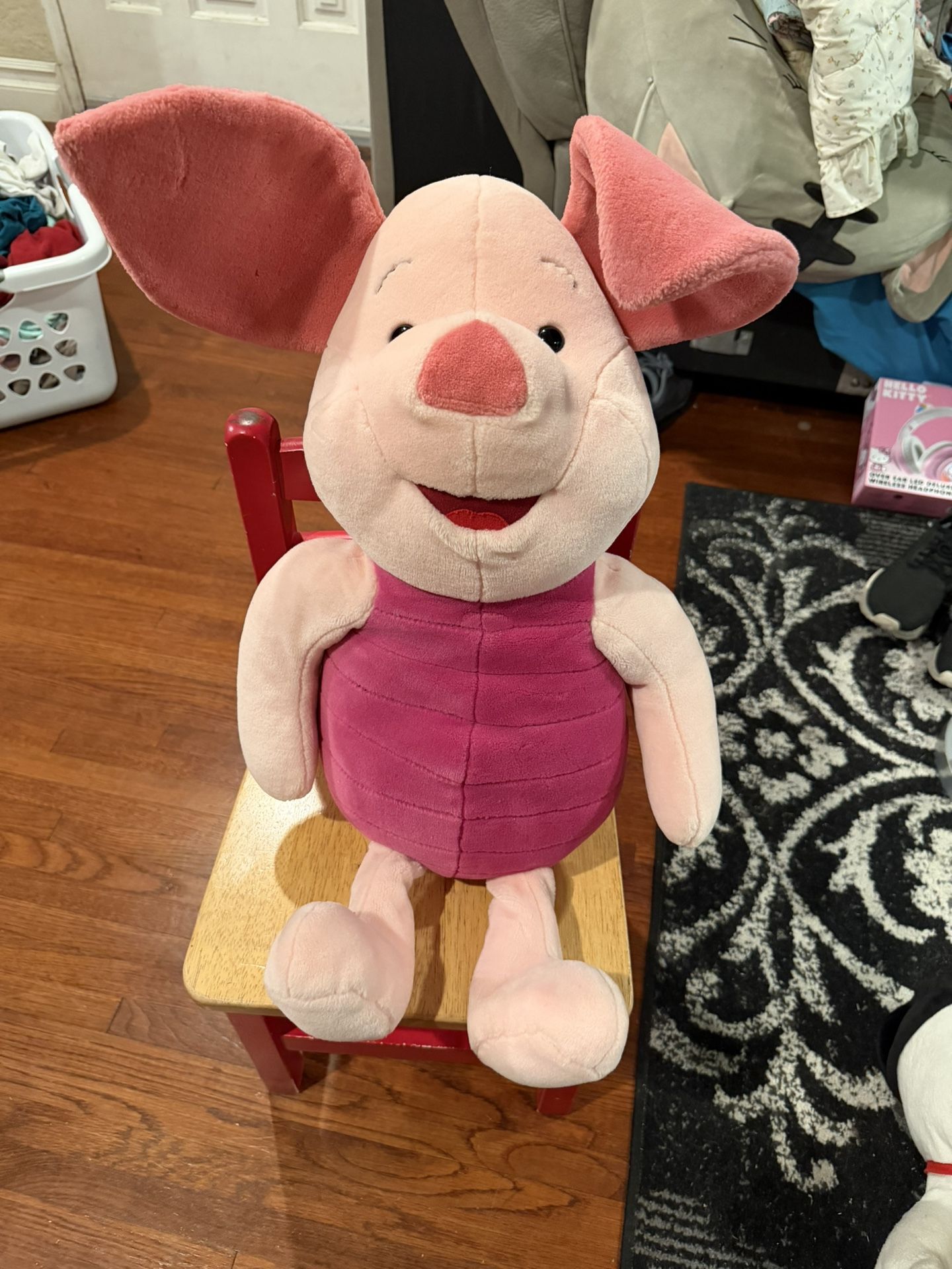 Piglet Plushie