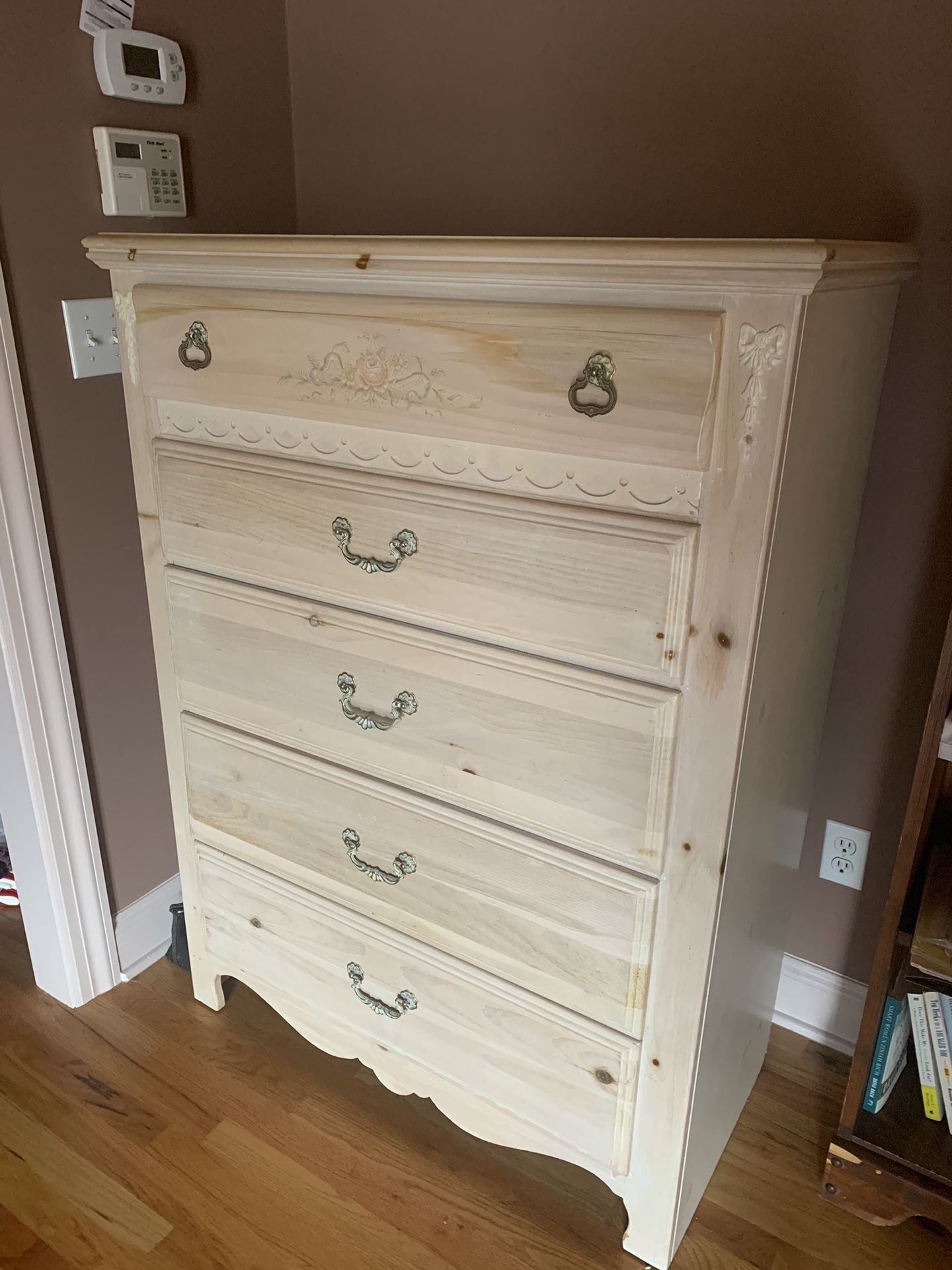 Early American Twin Bedroom Set