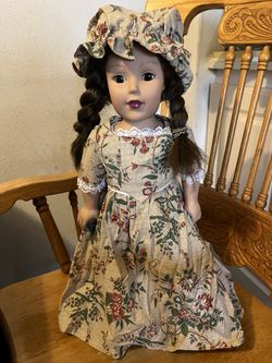 Alexander 18” Tall Collectible Doll Stamp Dated Neck 2009 Is Excellent Condition With Sandal Shoes & Long Dress