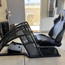Sim racing cage with adjustable GT Omega Sim Racing Seat
