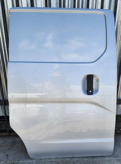 2015 2016 2017 2018 2019 2020 NISSAN NV200 NV LEFT DRIVER REAR SLIDING DOOR