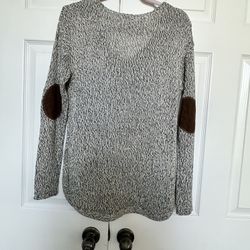 Multiple Sweaters Size S
