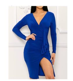 Large blue dress