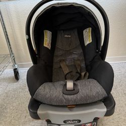 Chicco baby Car Seat