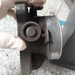 Throttle body 1999 chevy express 2500