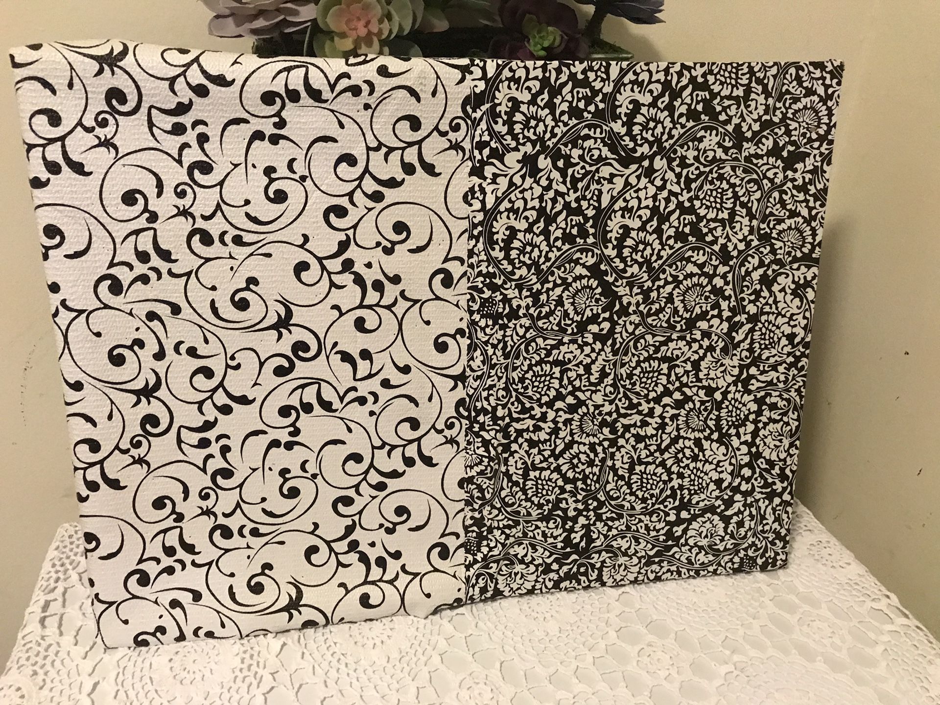 Black & White Corkboard
