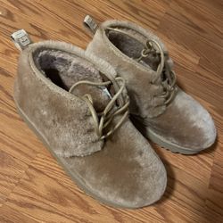 UGG Plush Boot Shoes Brown Size 8
