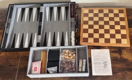 Backgammon Chess etc Family Games in Case (one hinge broken but still closes Just $10