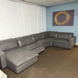  🔥 American Signature 5-Piece  Leather Power Sectional – Excellent Condition! 🔥