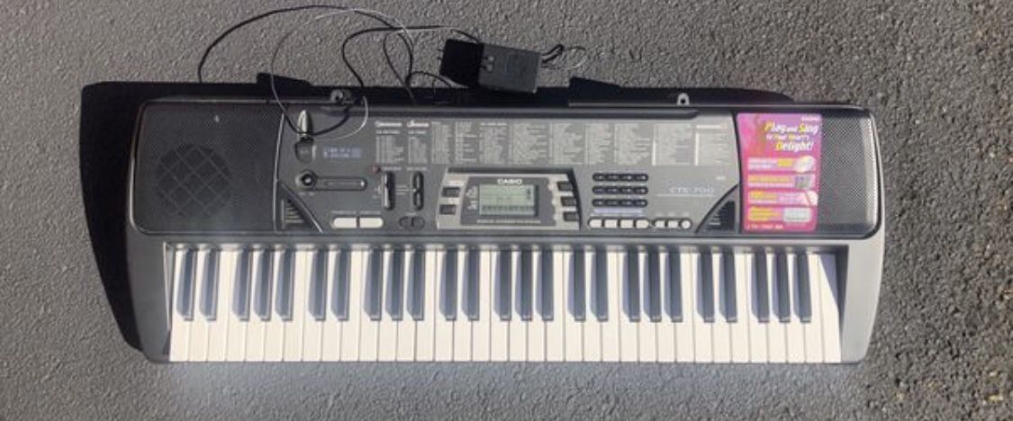 Casio CTK-700 Keyboard Piano