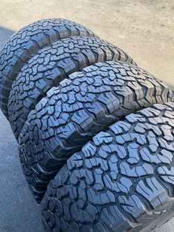 265/70R17 BFGOODRICH all terrain ko2