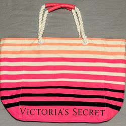 Victoria Secret Duffle Bag $20