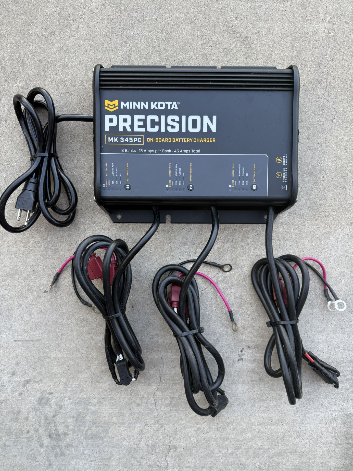 Minn Kota Battery Charger