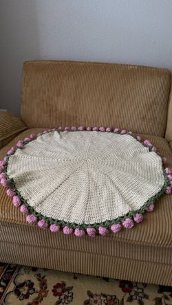 Handmade Crochet Round Floral Blanket 70 cm | Nursery Decor / Baby Blanket