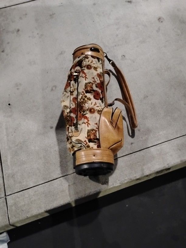 Cougar Collectable Golf Bag 