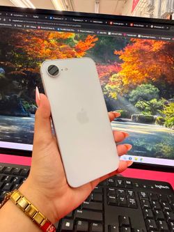 Iphone 16E 128GB UNLOCKED✔️