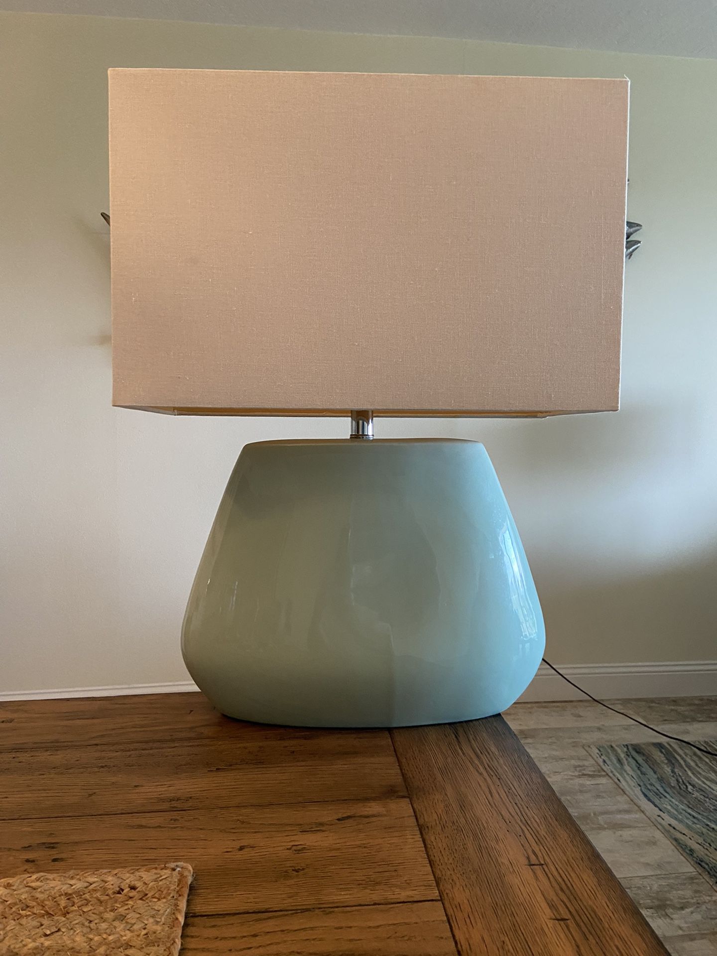 Havertys 27” Table Lamp