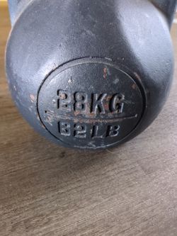 Rogue Fitness 28kg (62 lb) Kettlebell - orange band