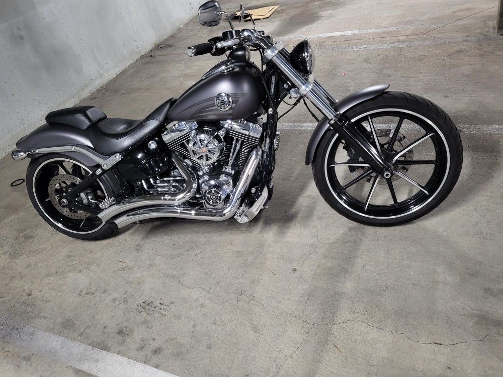2016 Harley  Davidson Softail Breakout