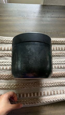 Pot / vase