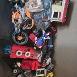Huge Lot Of Lego Sets Some Minifigs