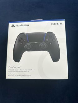 Black PS5 Controller
